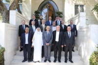 رئيس الديوان الملكي يلتقي وفدا من أبناء عشيرة آل أبو السل