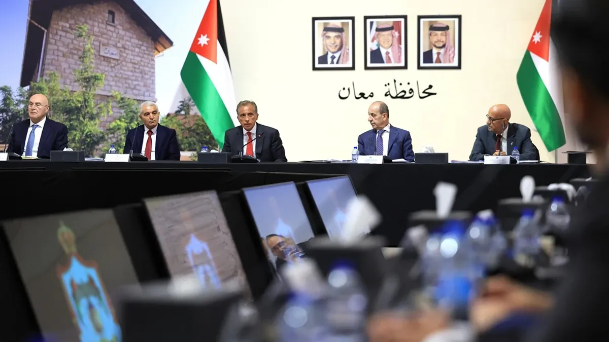 رئيس الوزراء خلال جلسة مجلس الوزراء في معان : فرص اقتصادية مهمة جدا لمحافظة معان ومن الضروري الاستفادة منها