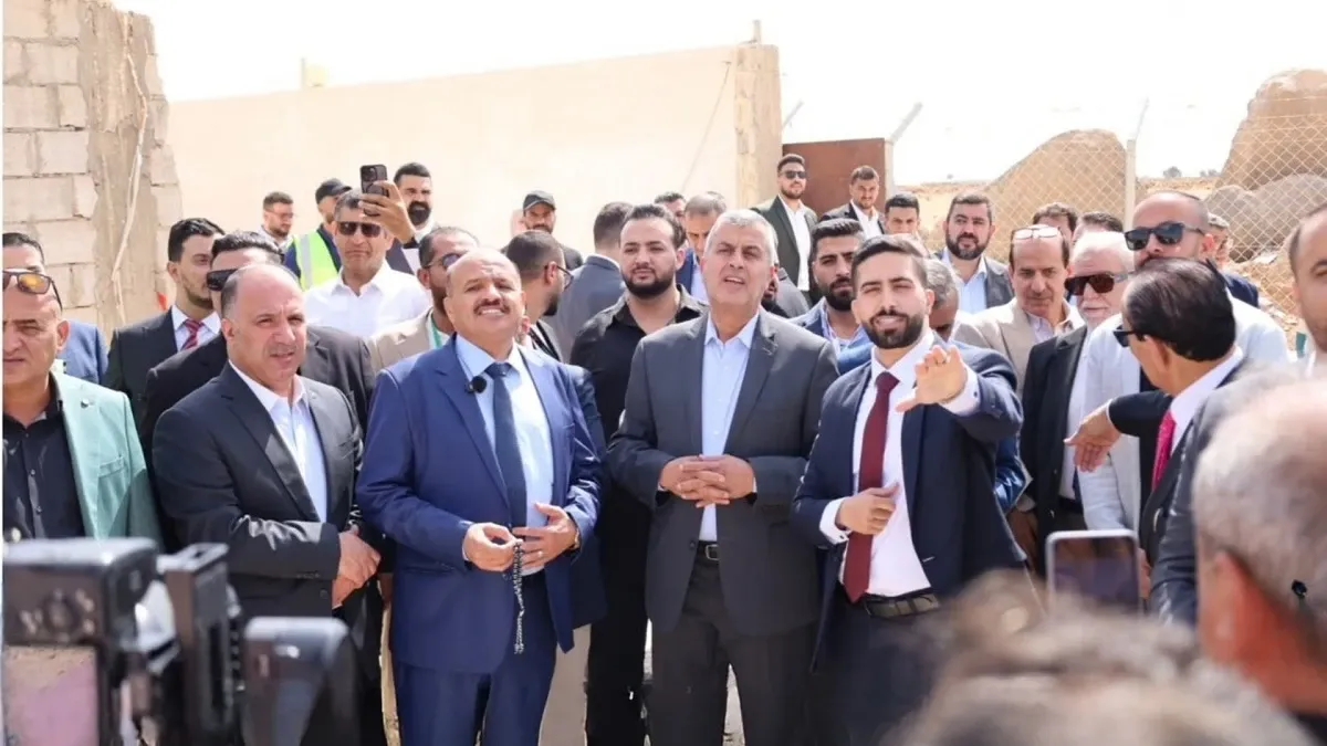 وزير الطاقة يفتتح مشروعا نوعيا للطاقة الشمسية بالمفرق